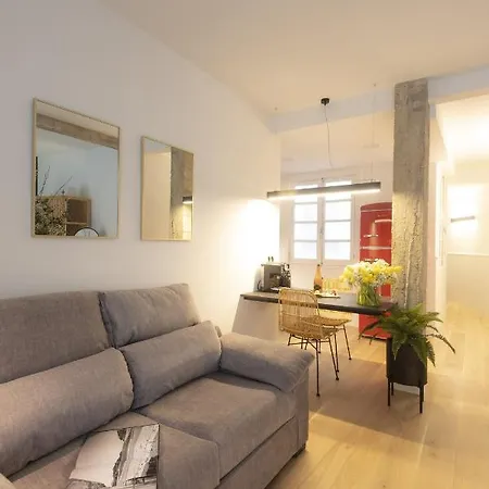 Shiny By Oldtown 圣塞瓦斯蒂安