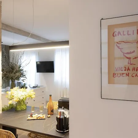 Apartment Shiny By Oldtown