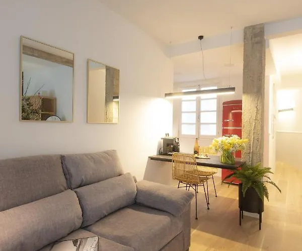 Shiny By Oldtown San Sebastián